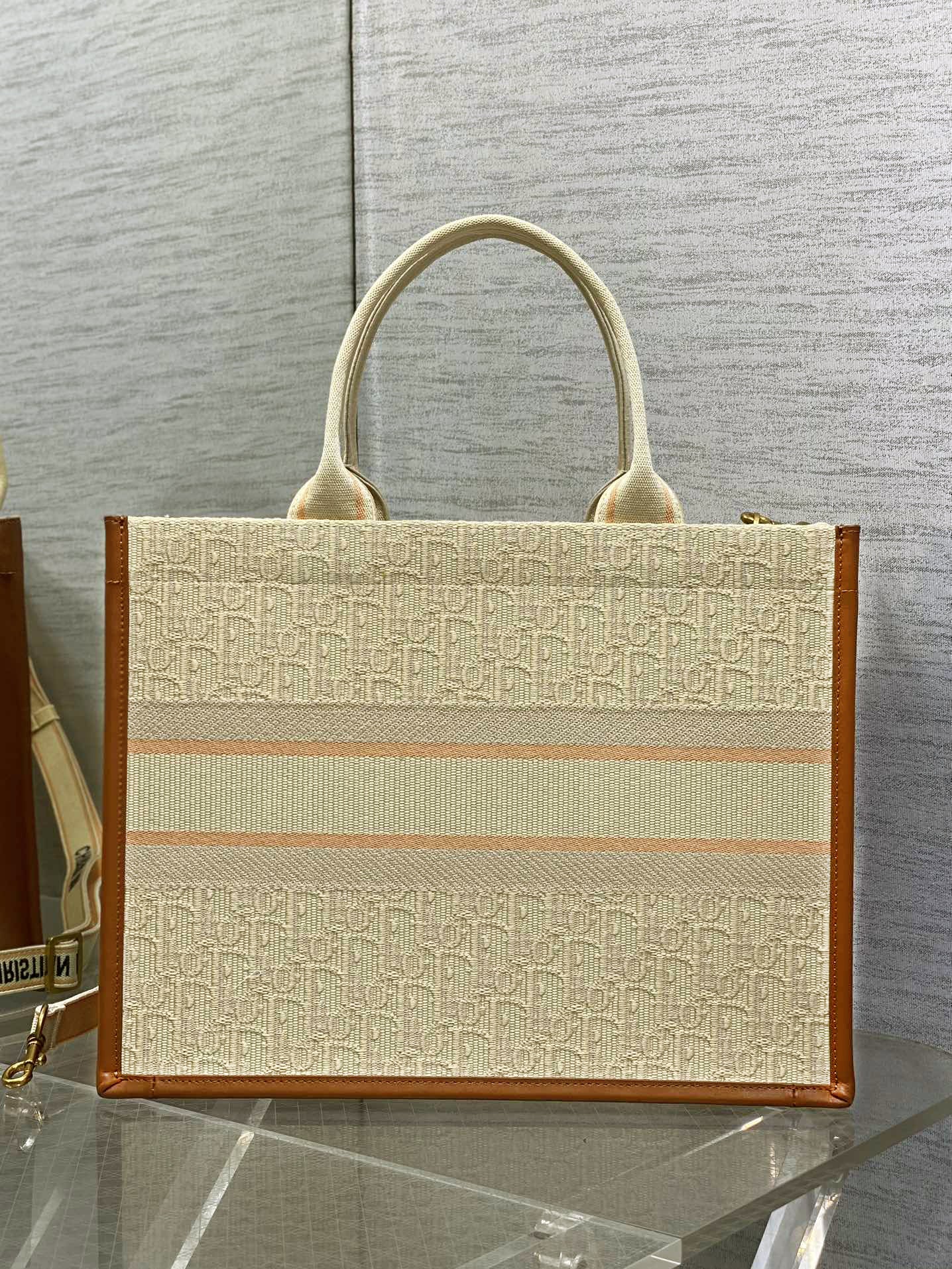 DO Book Tote Bag Beige Oblique Embroidered Raffia and Camel Calfskin