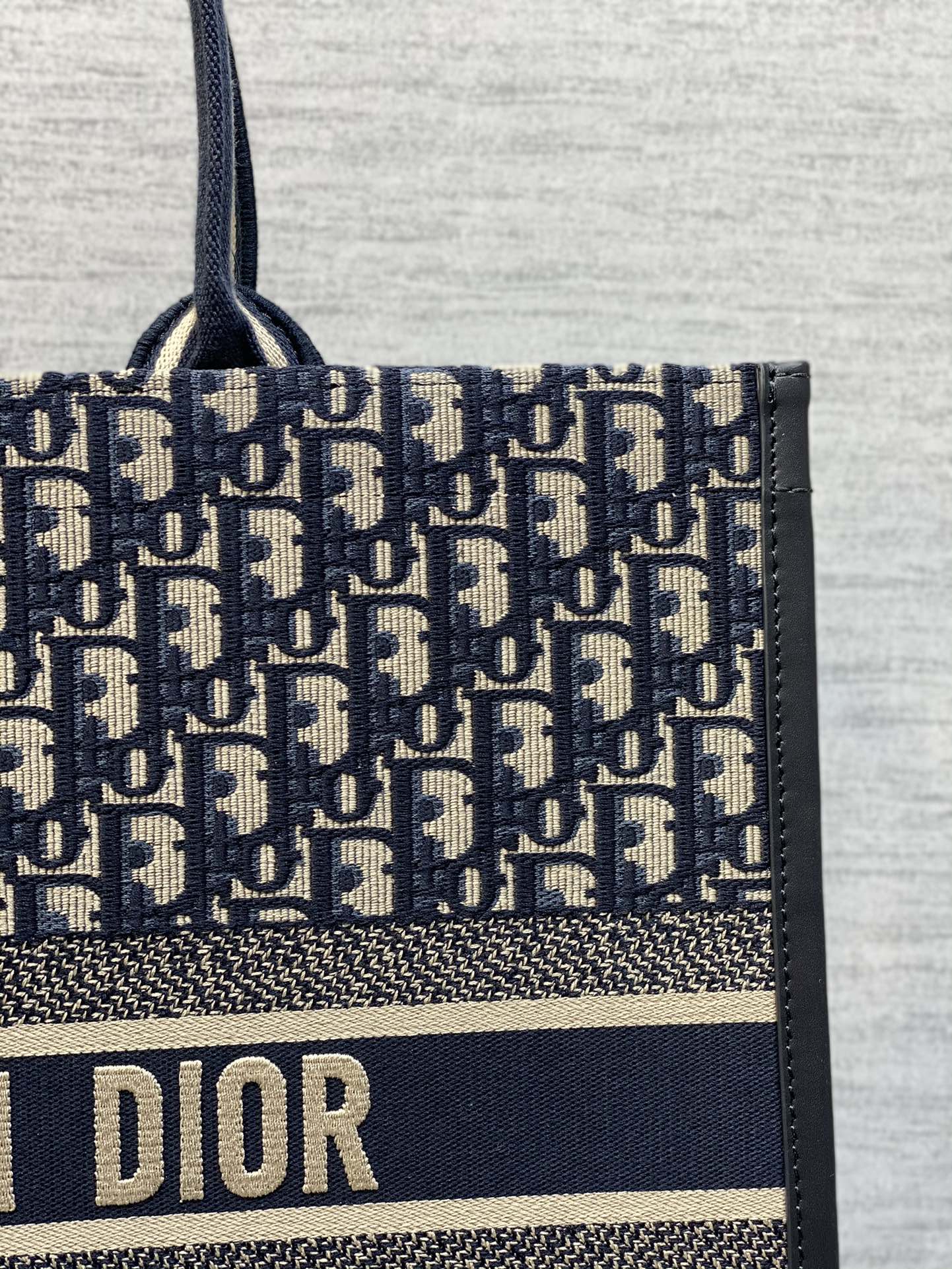 DO  Book Tote Bag Blue Di0r Oblique Embroidery and Calfskin