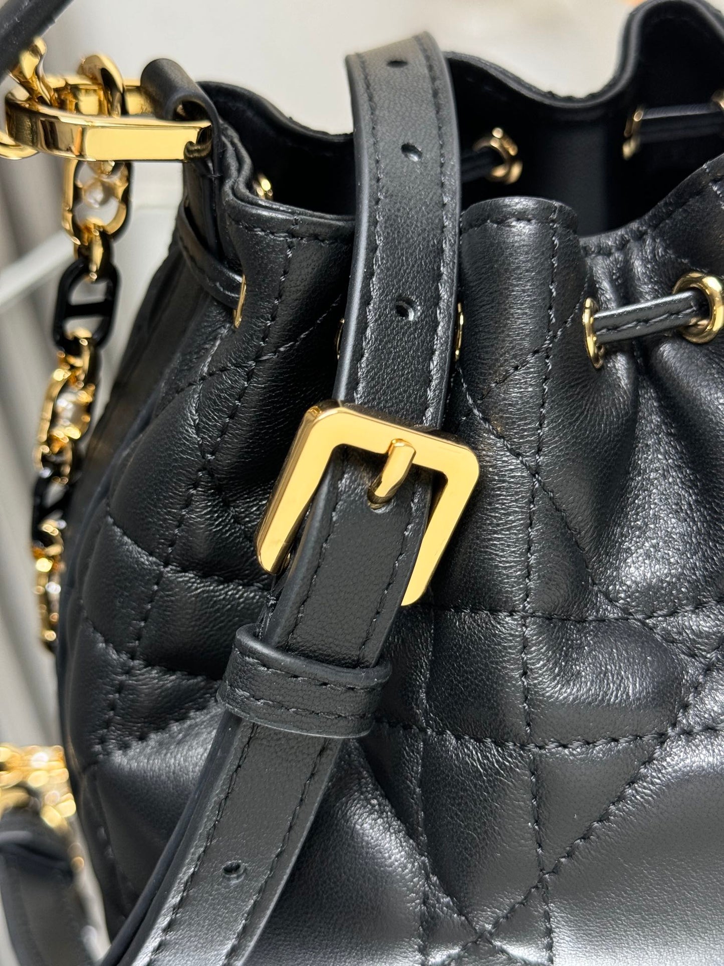 DO Small Jolie Bucket Bag Black Macrocannage Lambskin and Calfskin