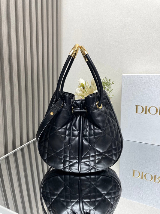 DO  Medium  Nolita Bag Black Macrocannage Lambskin