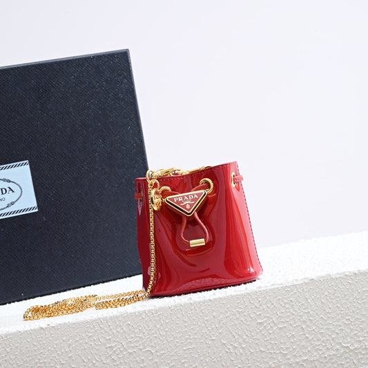 PD Patent leather mini-pouch