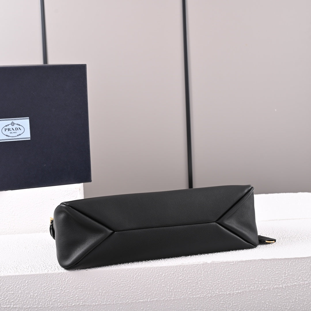 PD  Aimée large leather shoulder bag