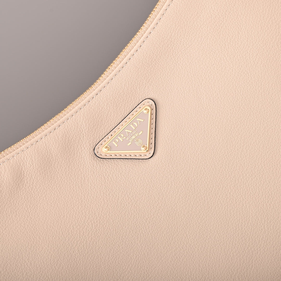 PD  Aimée large leather shoulder bag