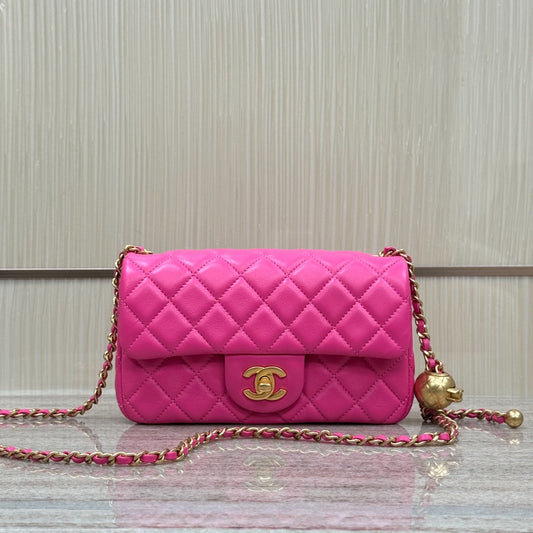 CH CF20 Golden Globe CLASSIC HANDBAG  Lambskin Rose Red