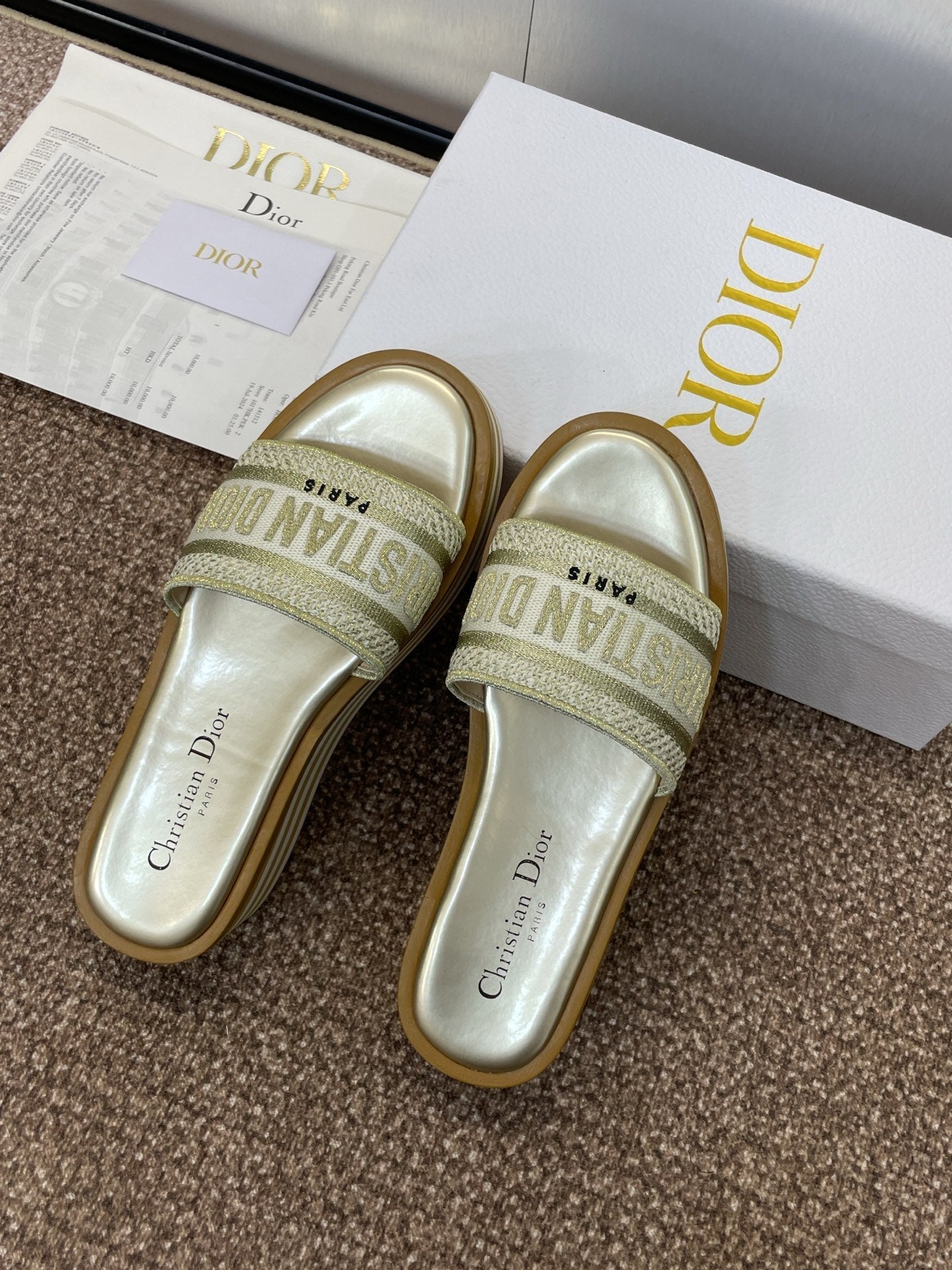 D 25ss ivieta dway slippers