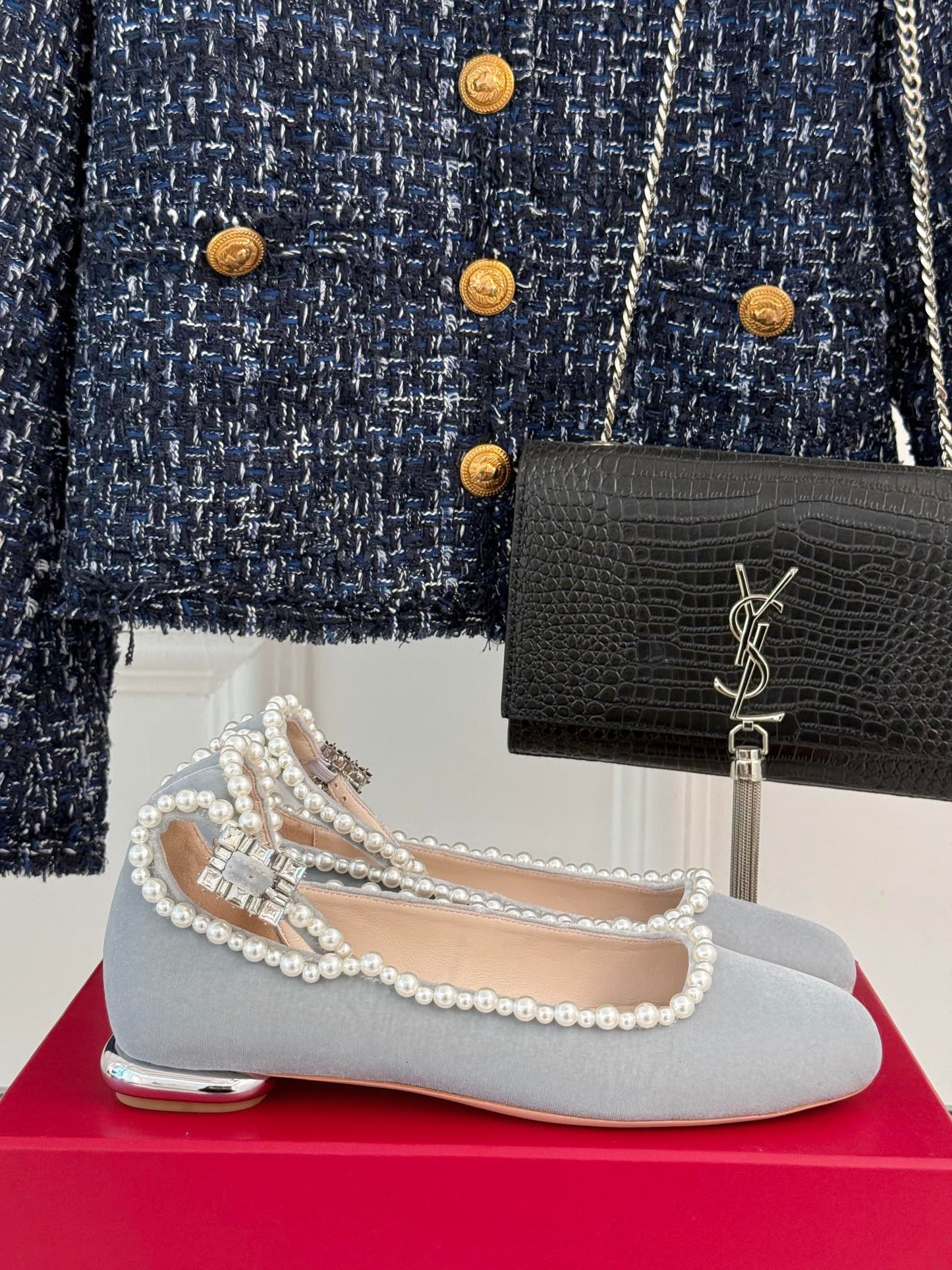 R Vi pearls ballerina shoes