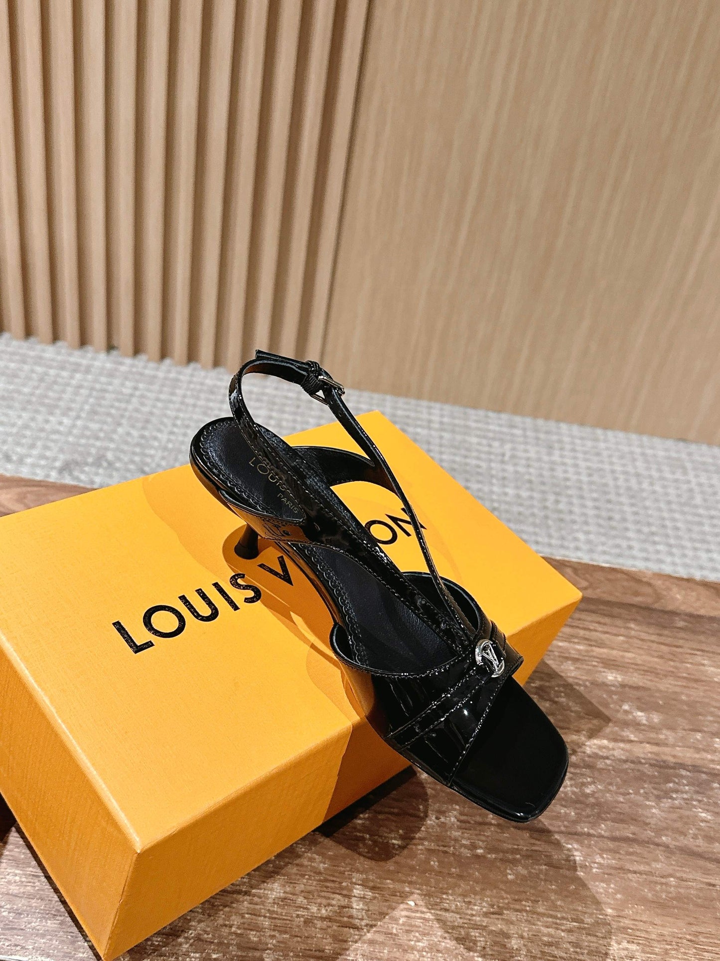 K* 25ss pointed toe shoes