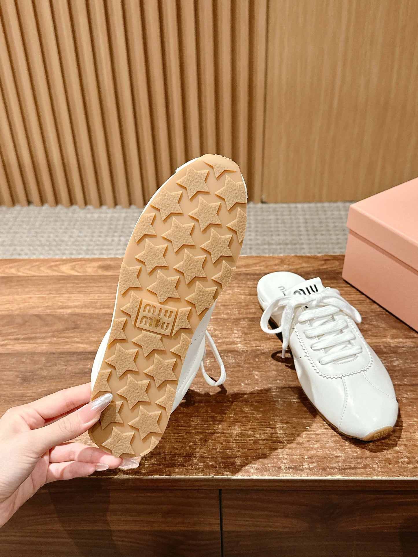 𝐌𝐈* 𝐌𝐈* 𝟮𝟬𝟮𝟱/𝐬𝐬 new slippers