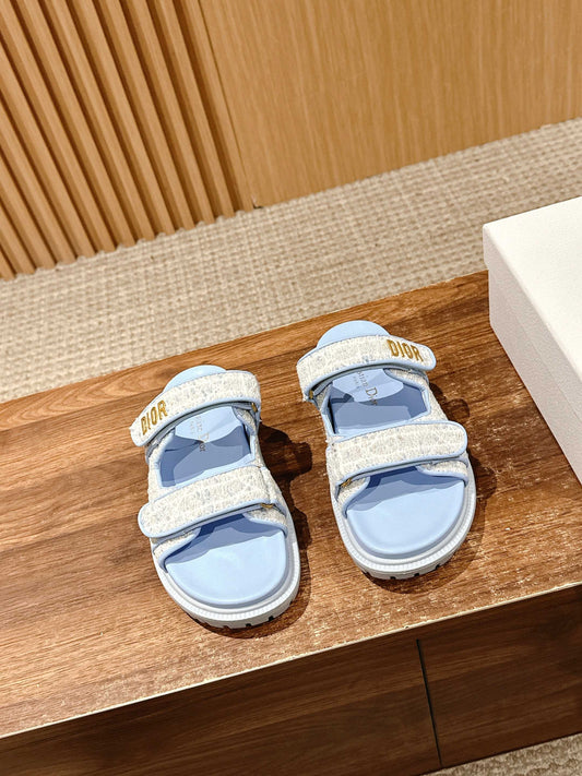 𝐃*New Arrivals Sandals