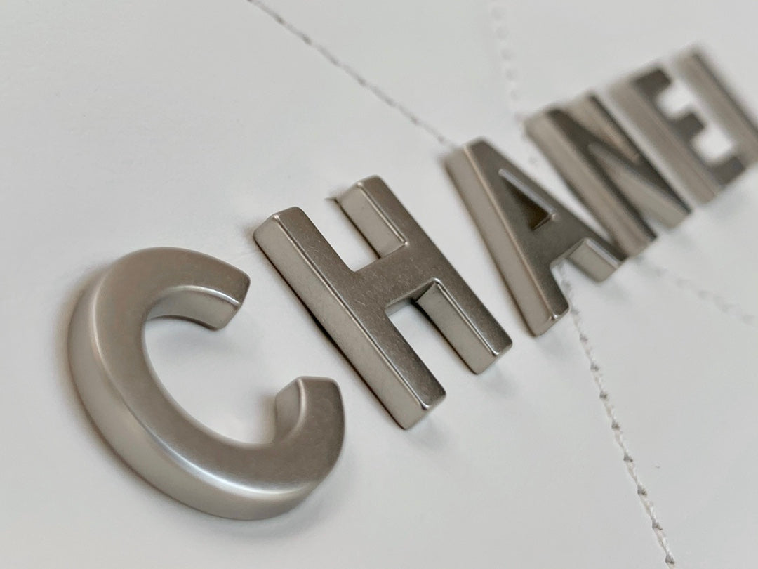 C* 22bag garbage bag♥ white silver chain