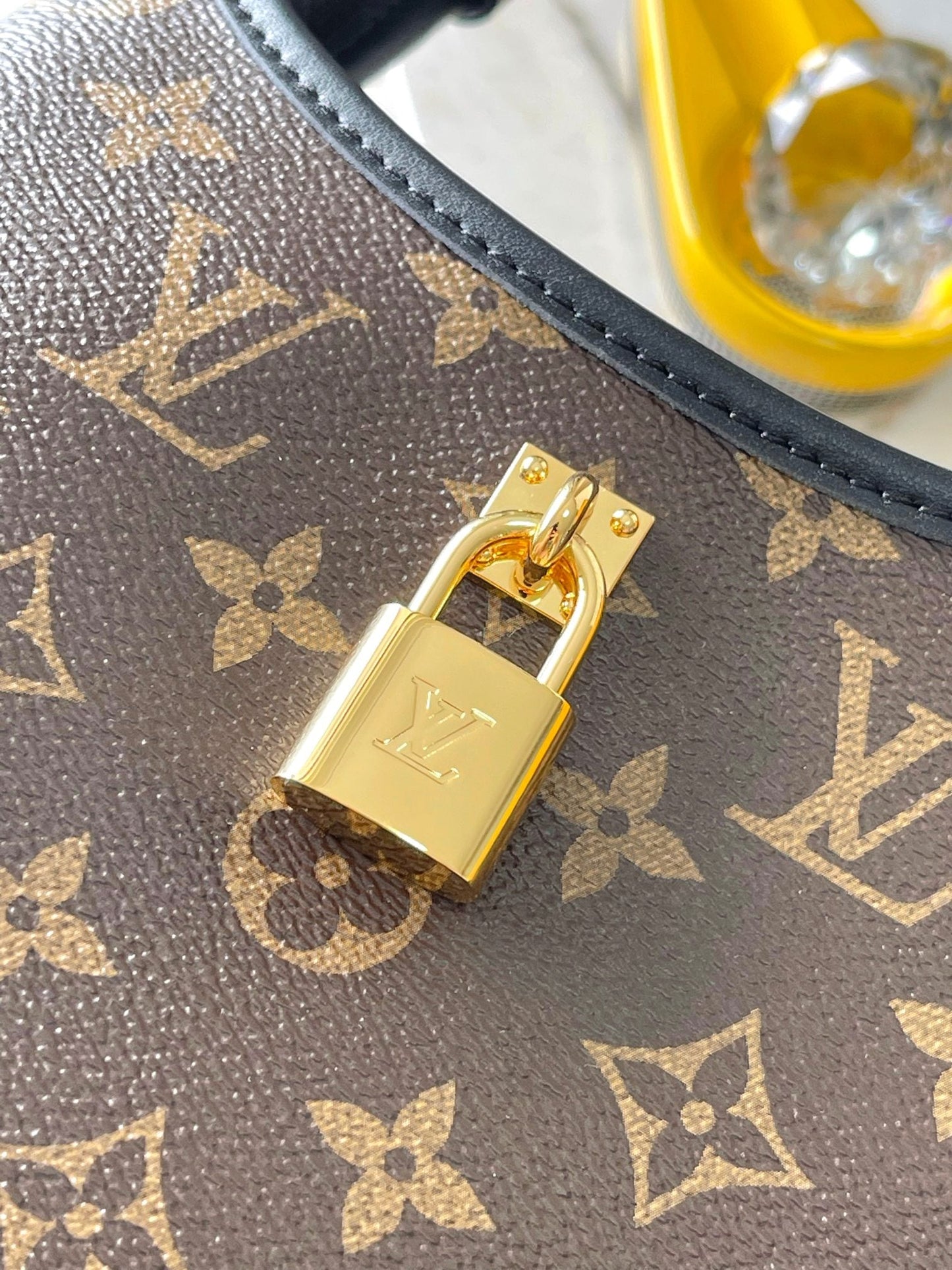 Louis*New Arrivals Handbags