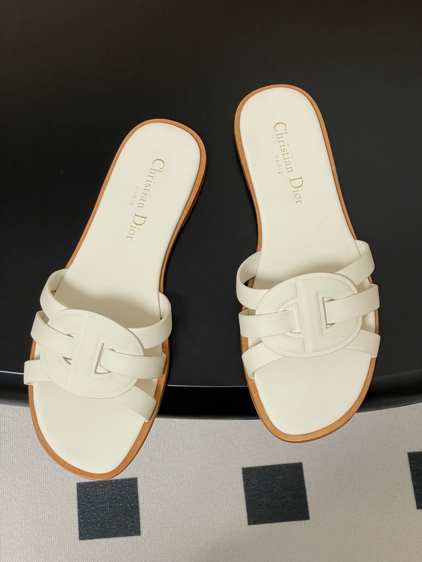 CD 25ss D-club slippers