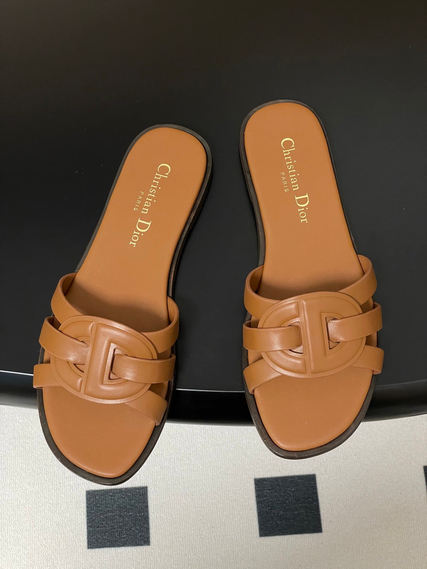 CD 25ss D-club slippers