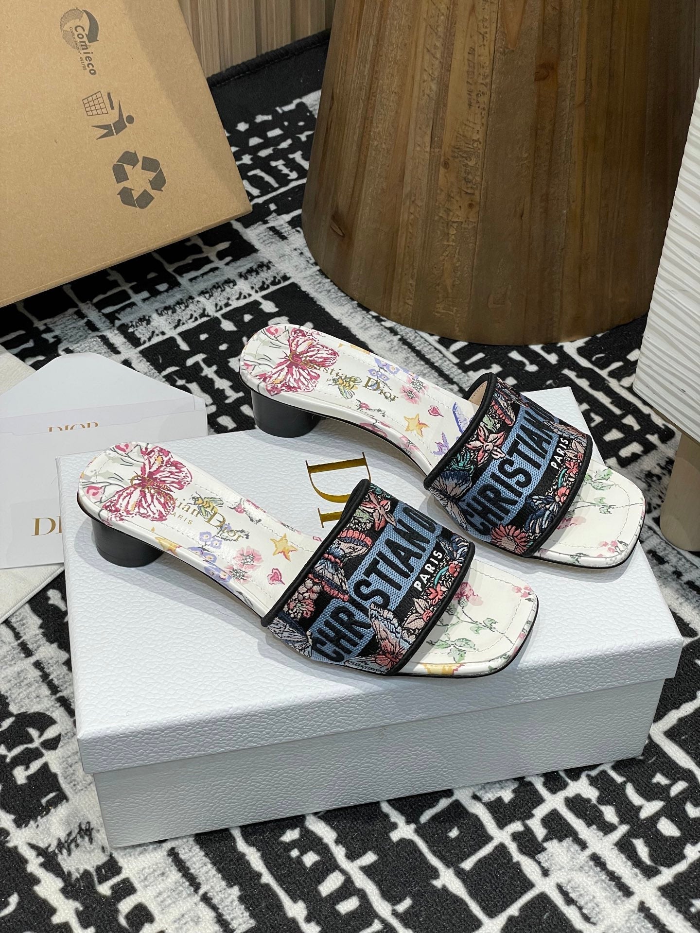 CD 25SS Dway slippers