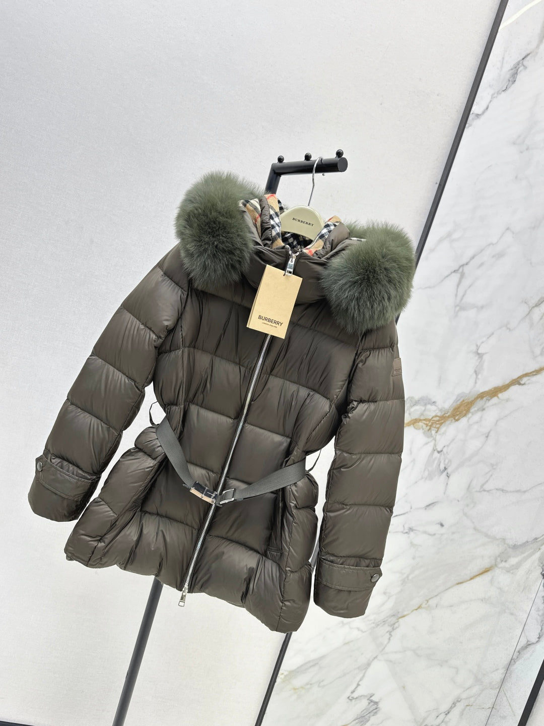 Bur 25fw donw coat