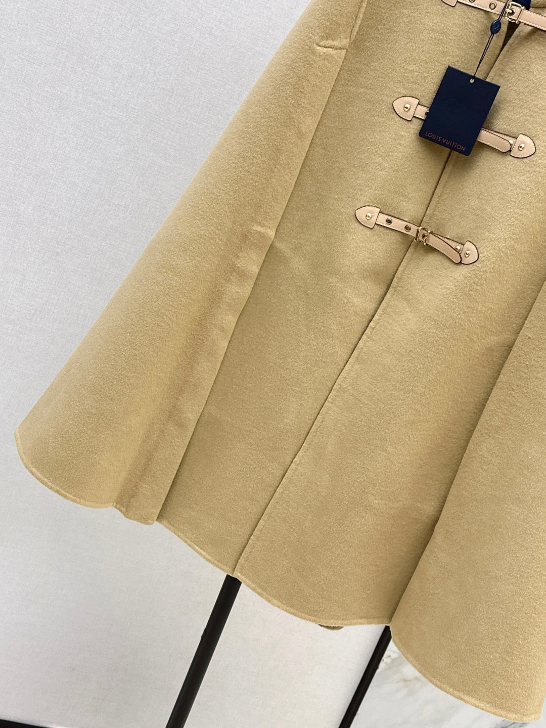Louis 25fw cape coat