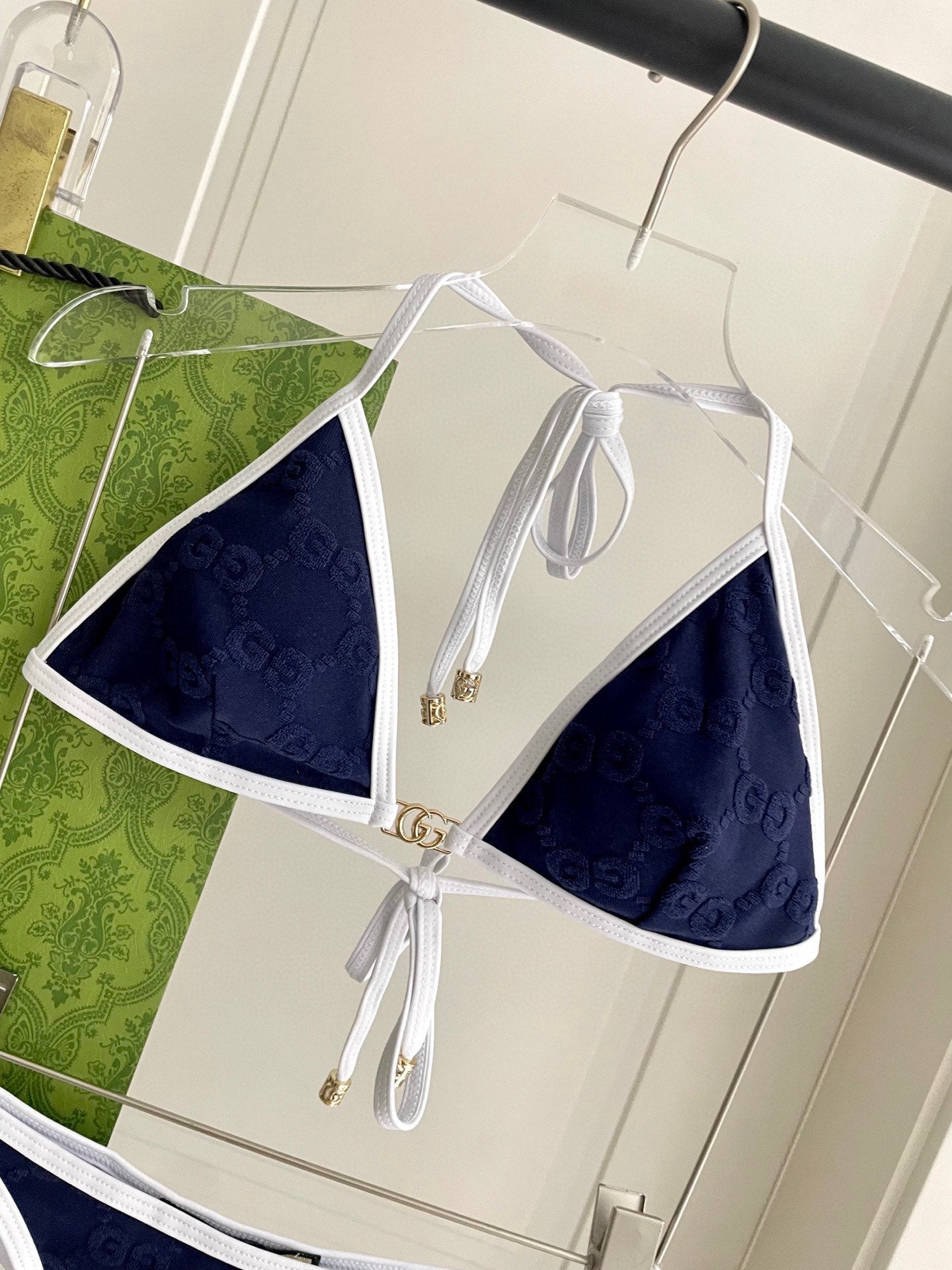 New style L swimsuit