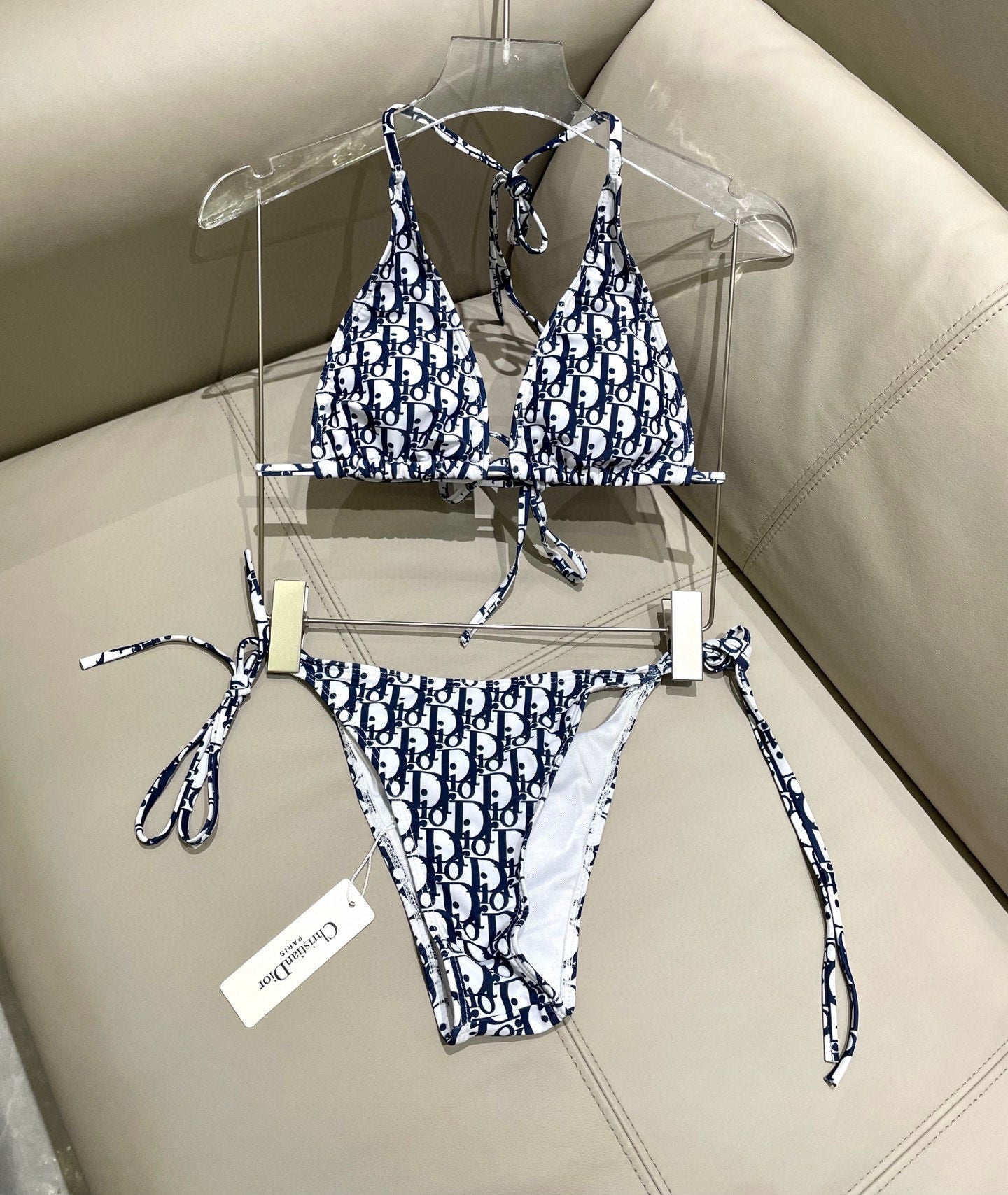 New style L swimsuit
