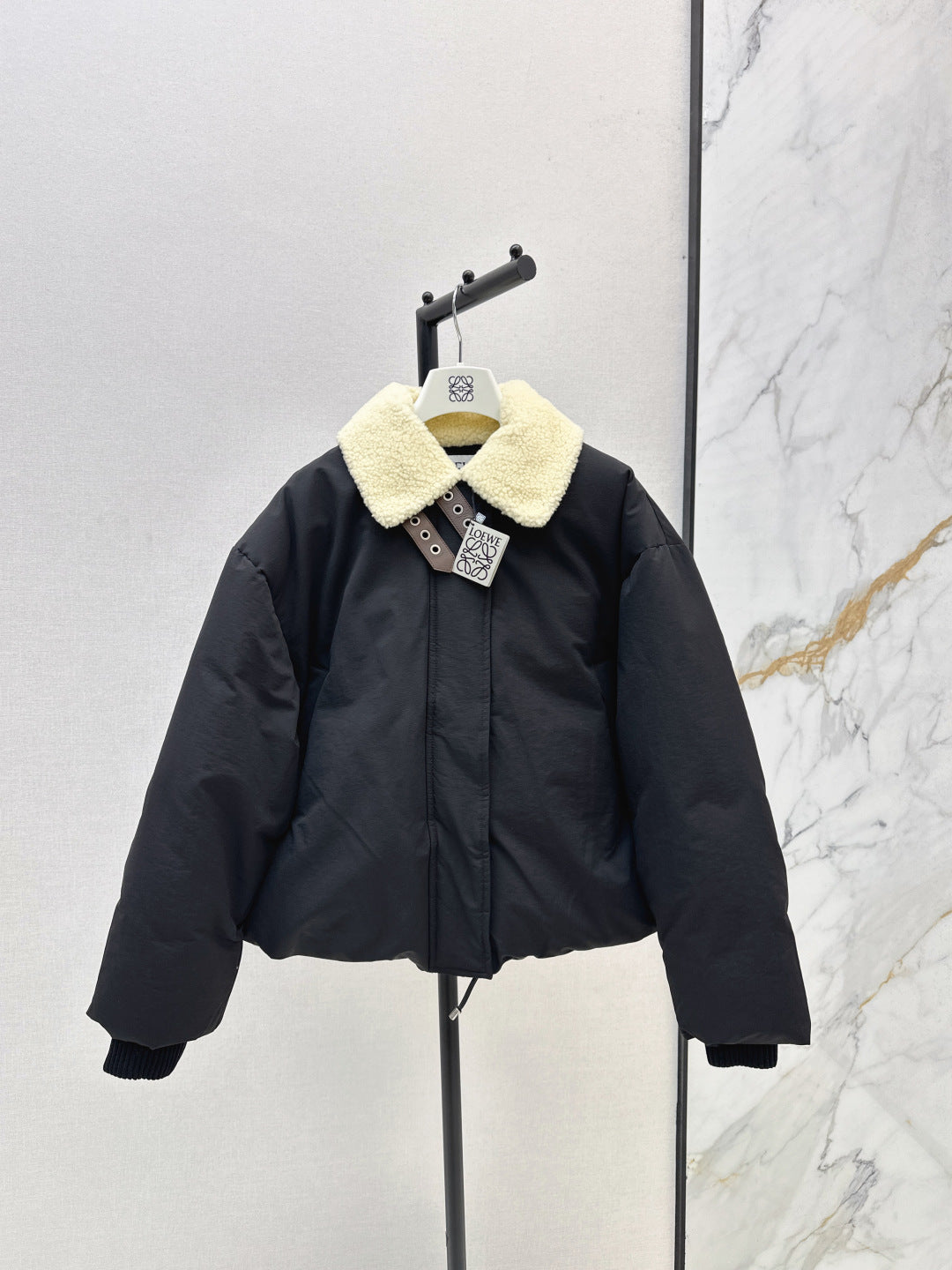 Loe New down jacket