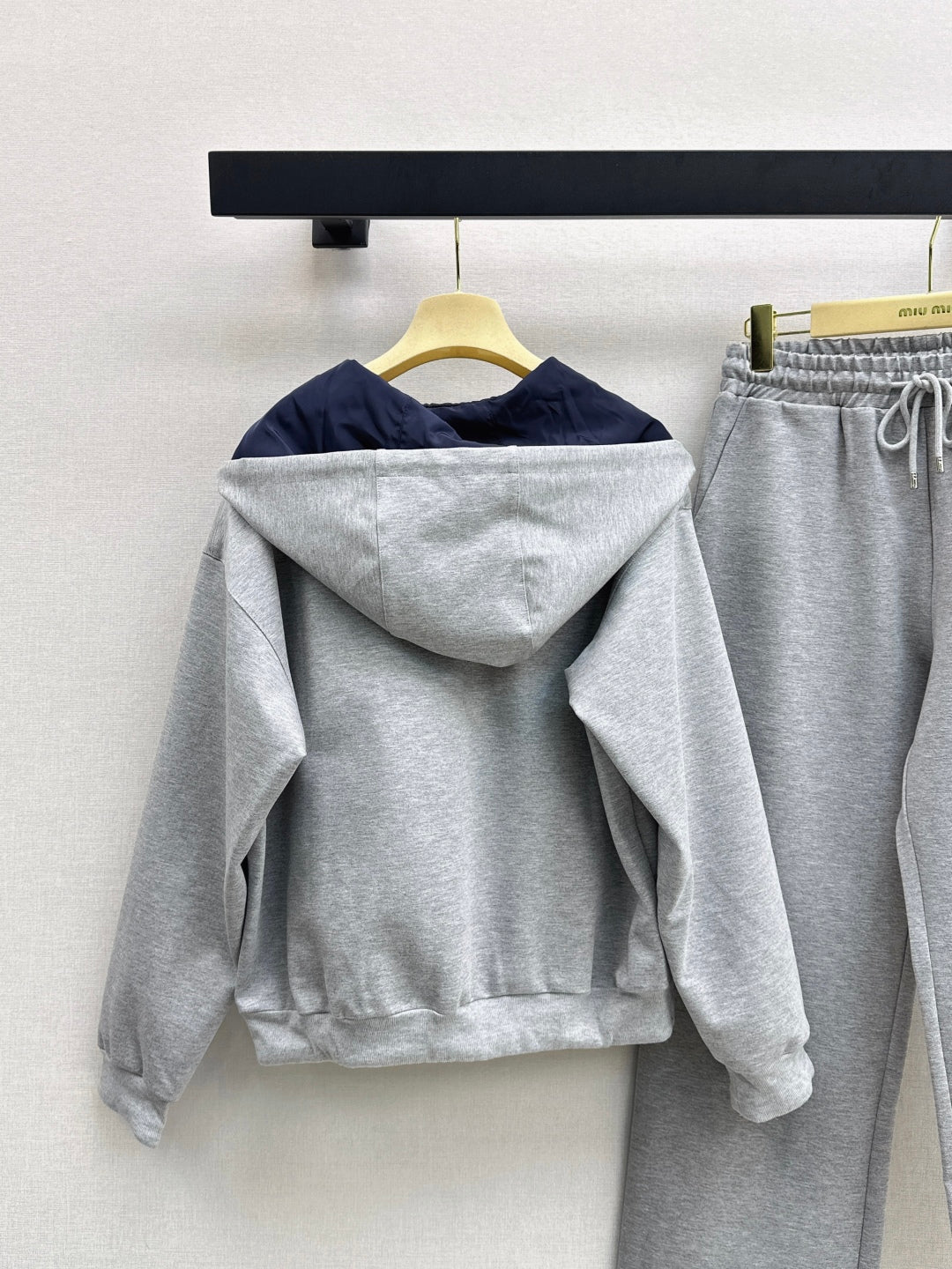 Miu New Reversible suit