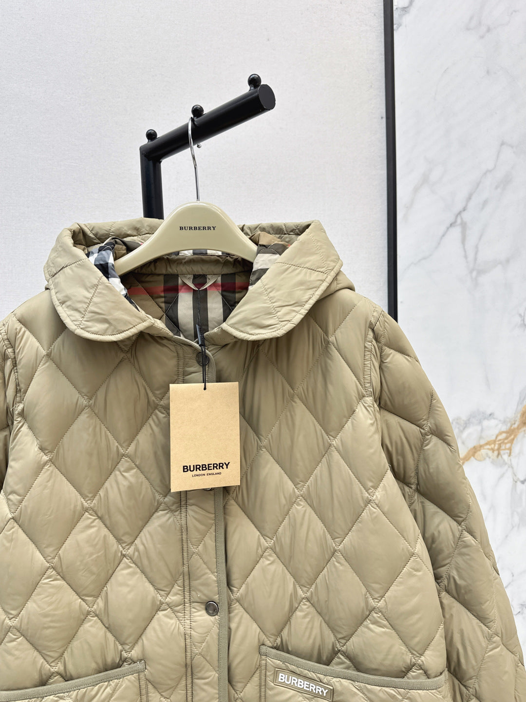 Bur New Diamond-patterned mid-length down jacket