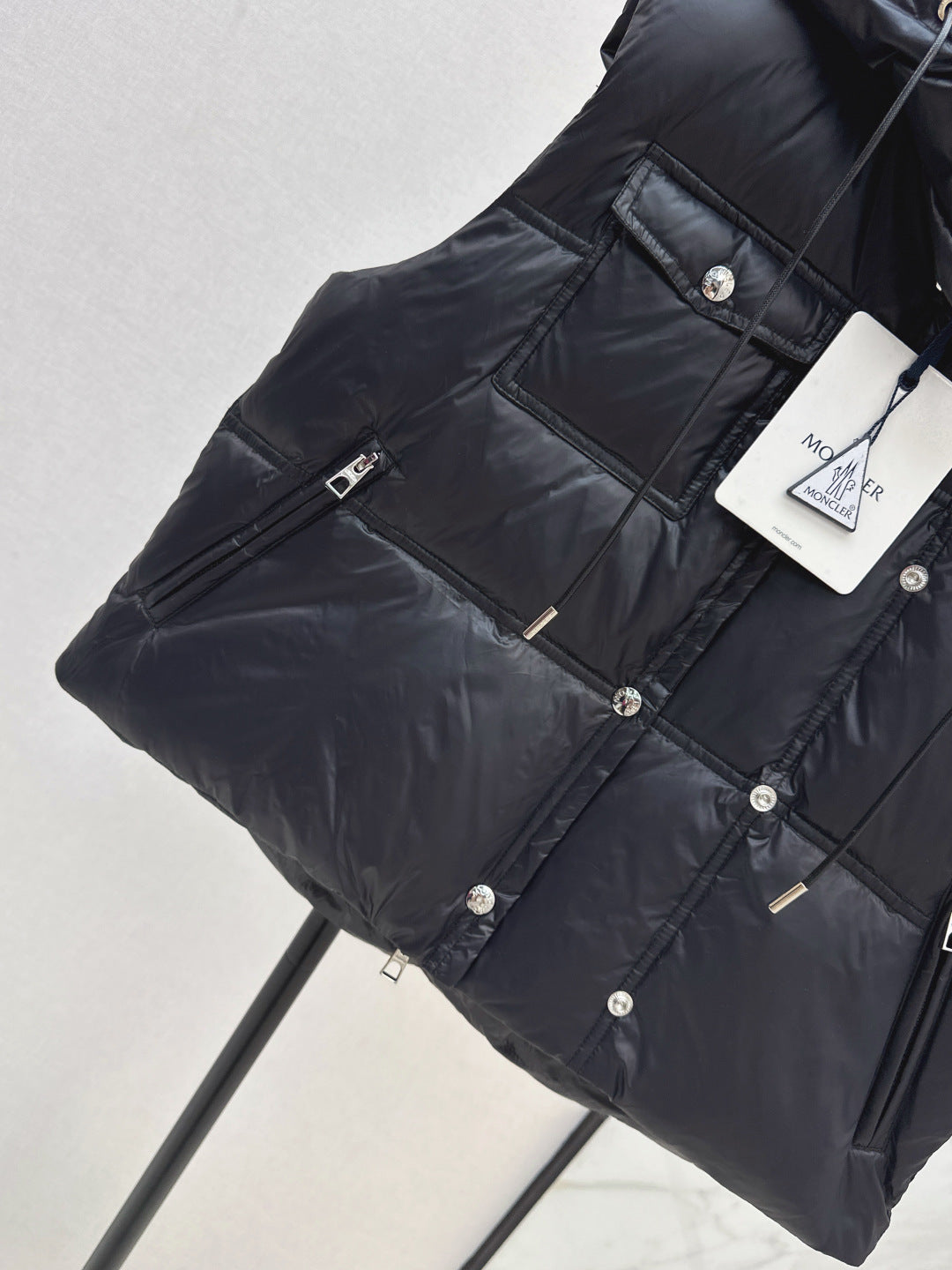 Monc  New Short stand collar down vest