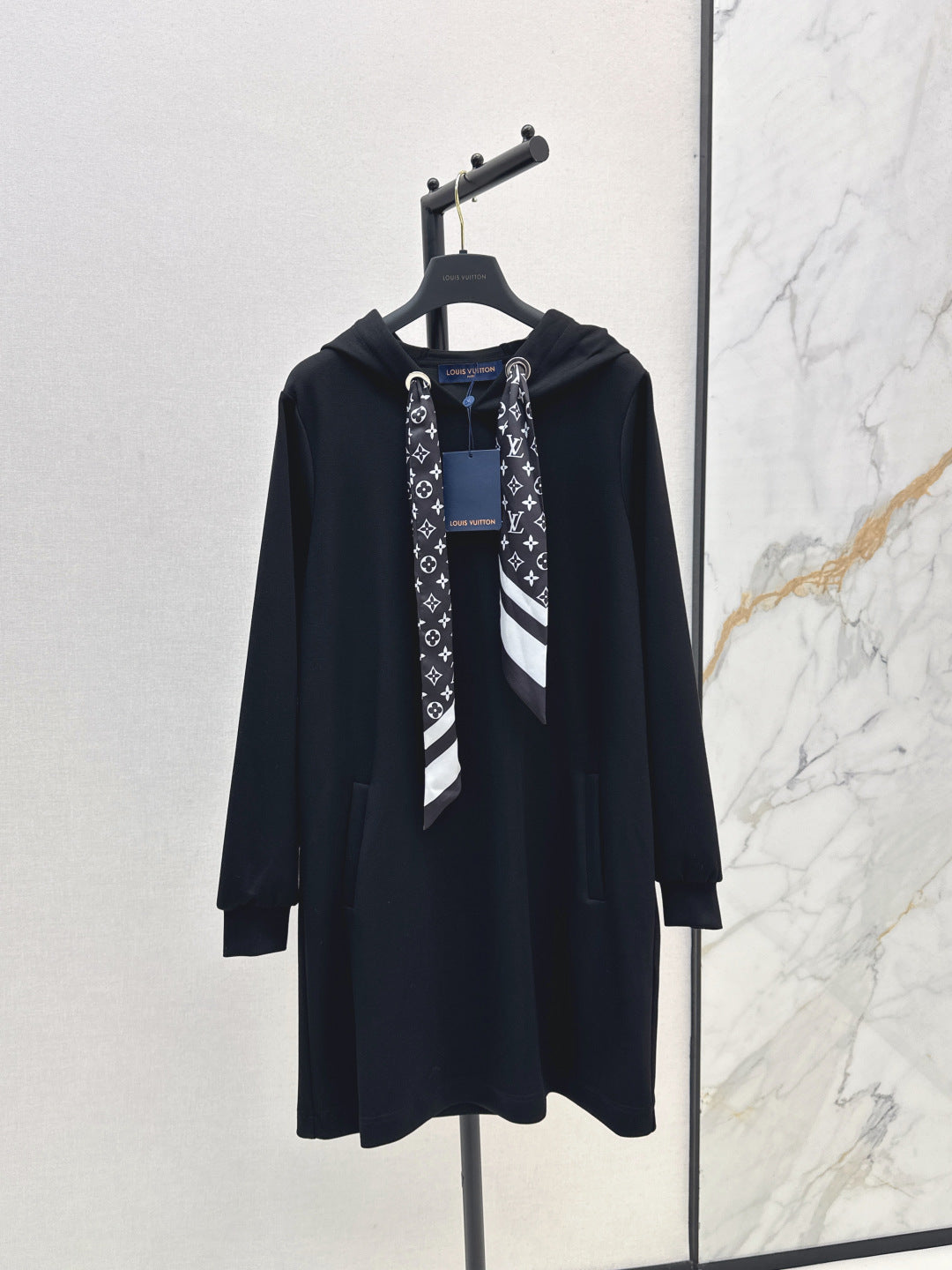 Louis  New Hooded sweatshirt dress