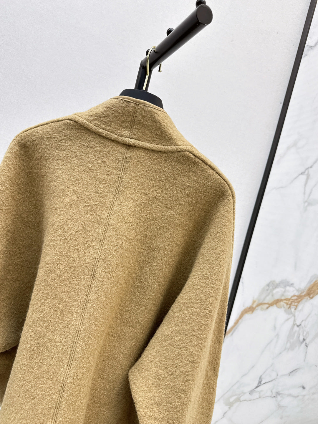 Louis  New cape jacket