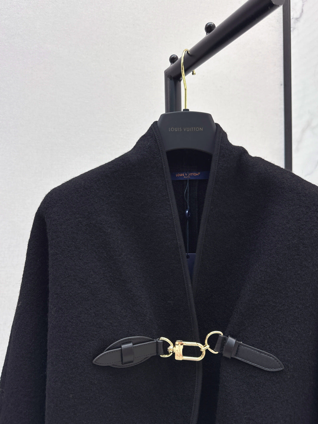 Louis  New cape jacket