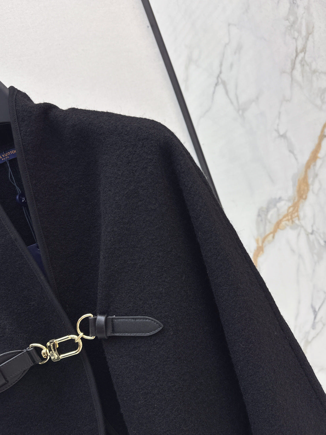 Louis  New cape jacket