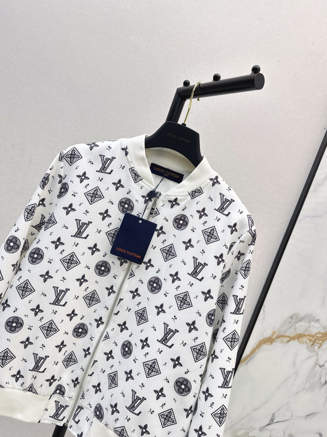 Louis  New Monogram stand collar jacket