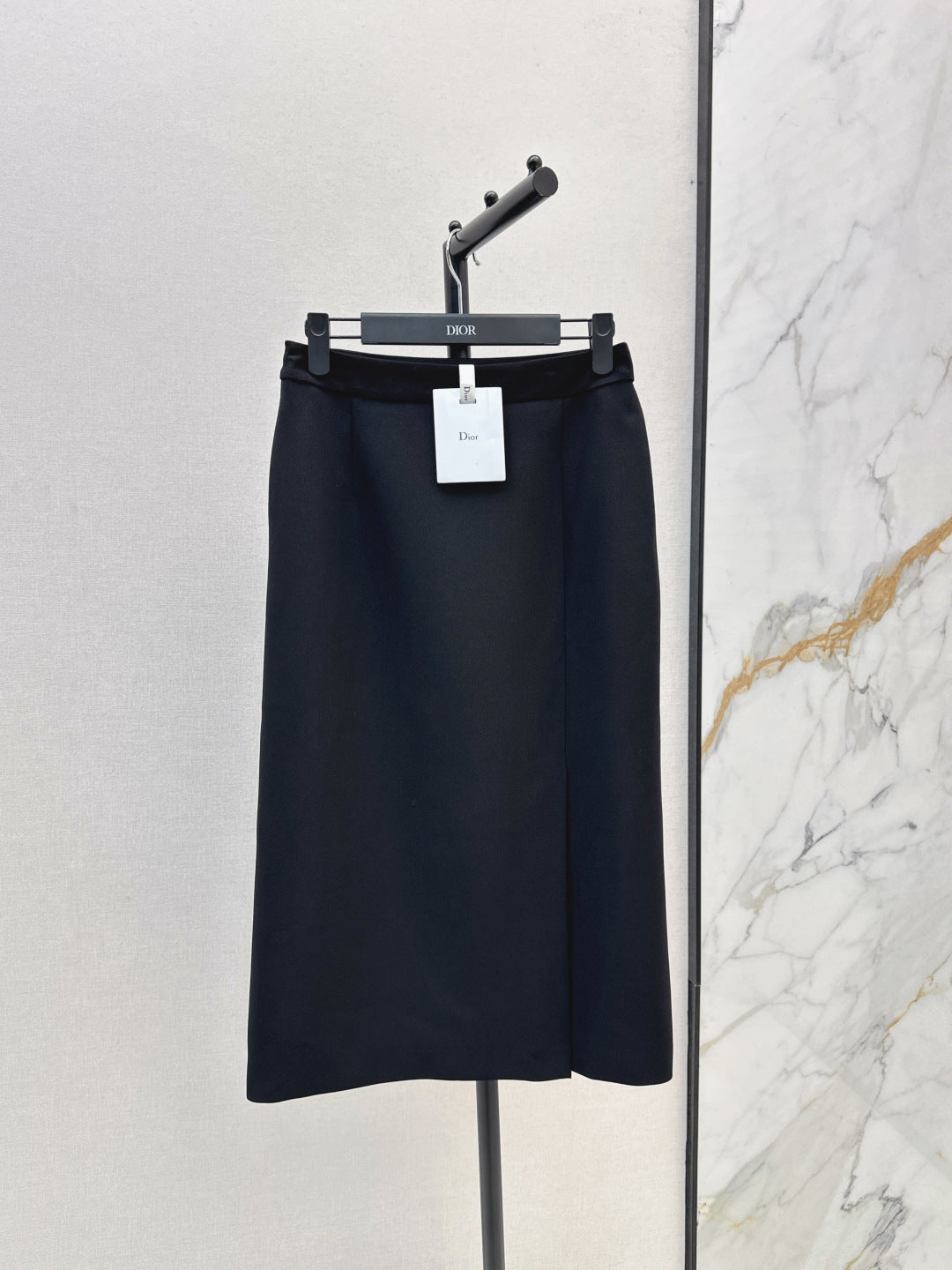 CD  New Hip-hugging slit skirt