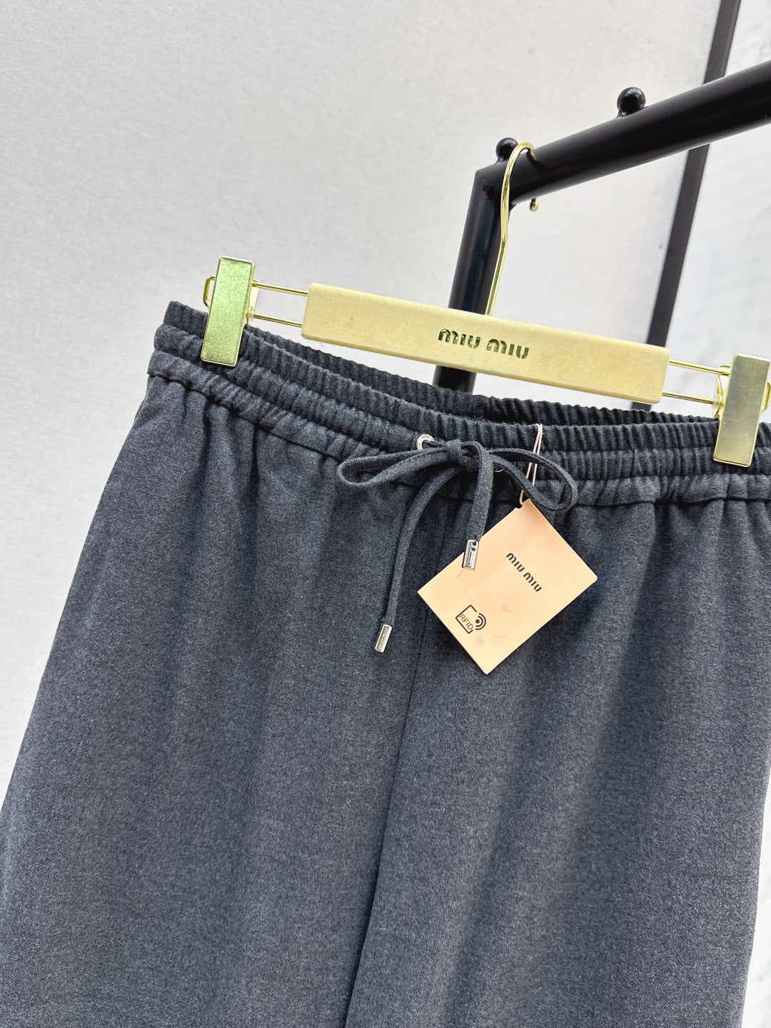 Miu New elastic waist trousers