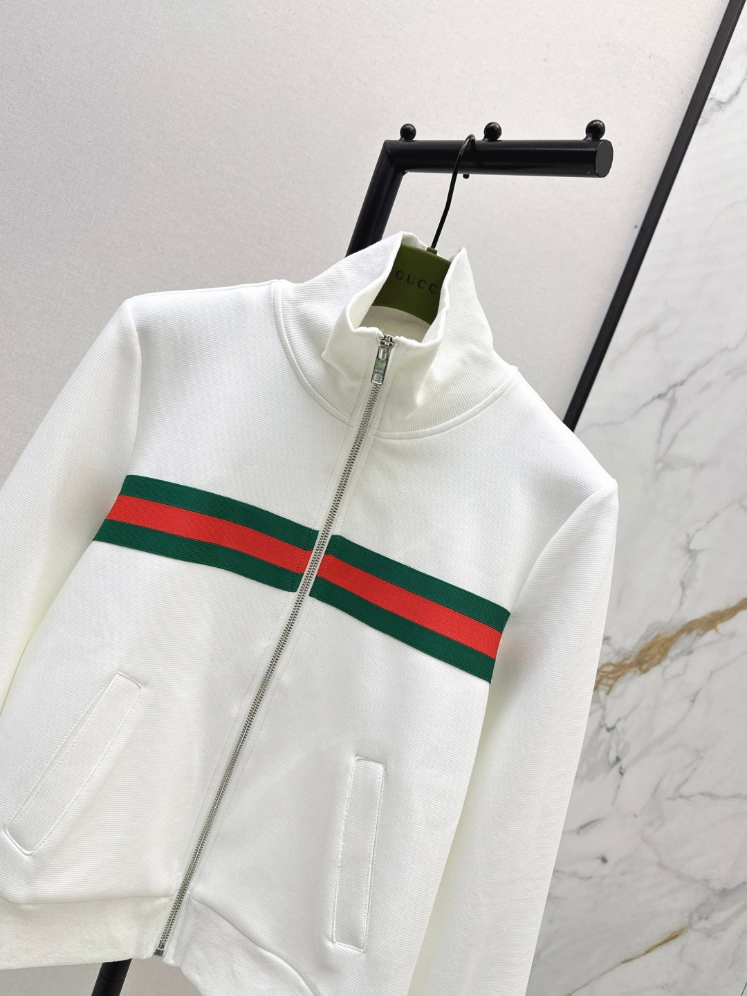 Guc New Square collar short coat