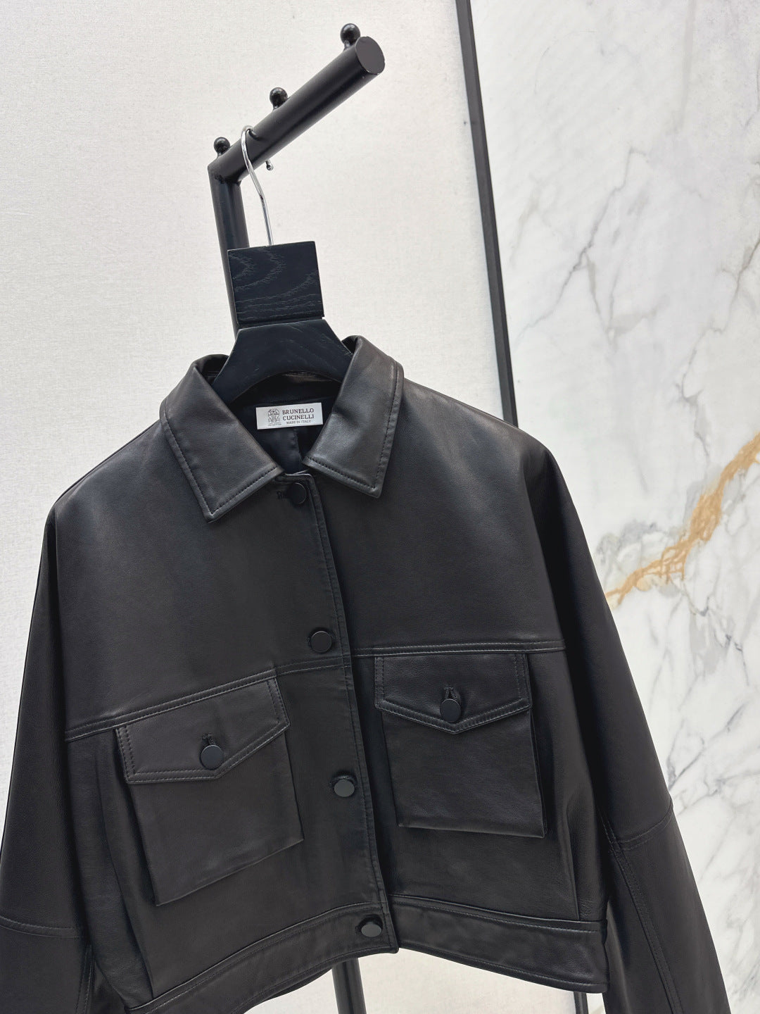 Brune New leather jacket