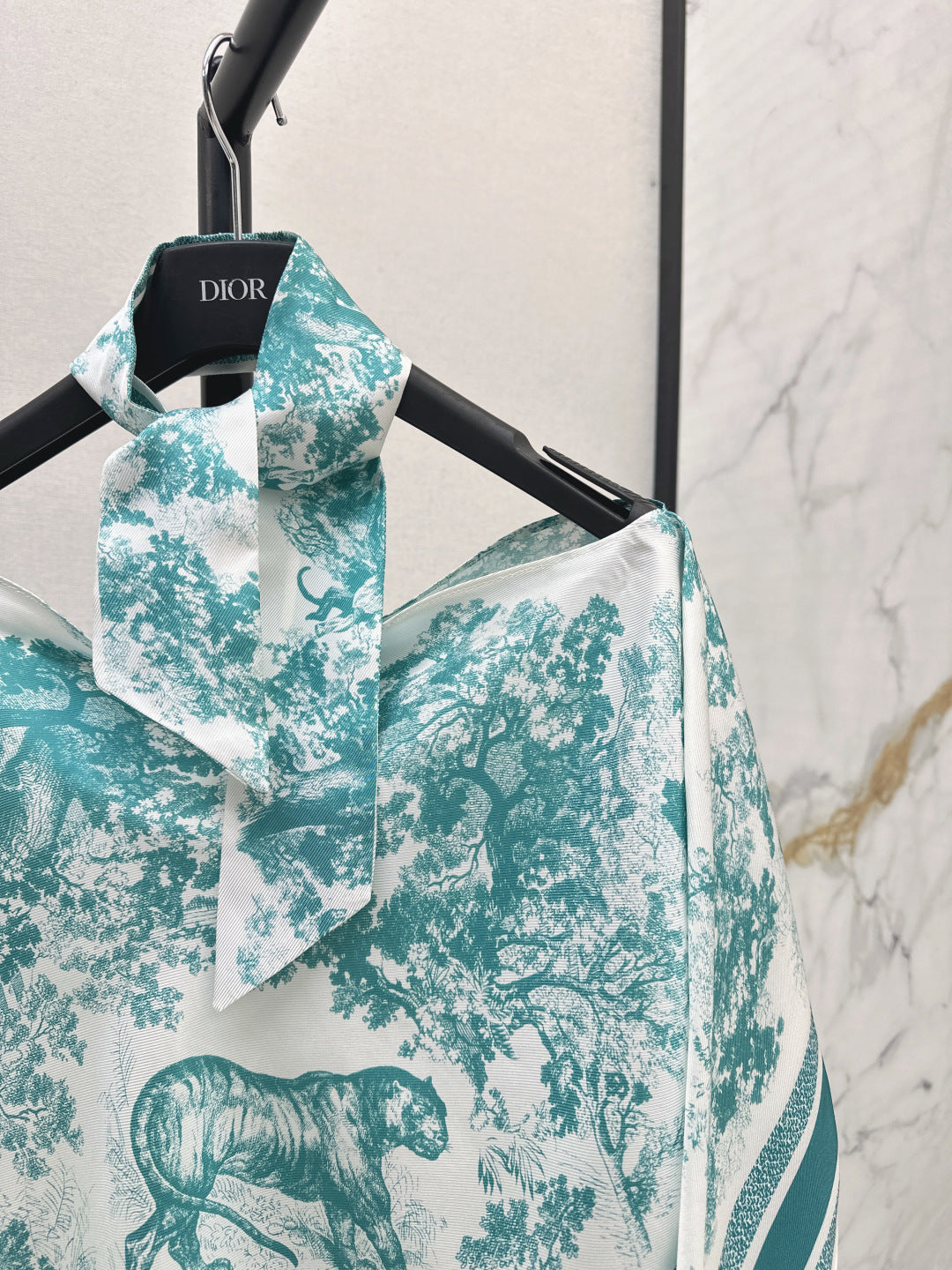 CD New Silk cape shawl