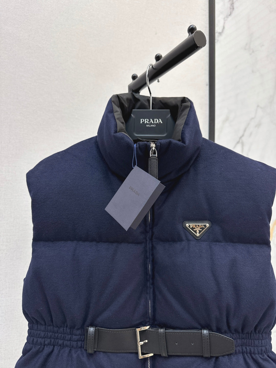 Pra New belt waist vest down jacket