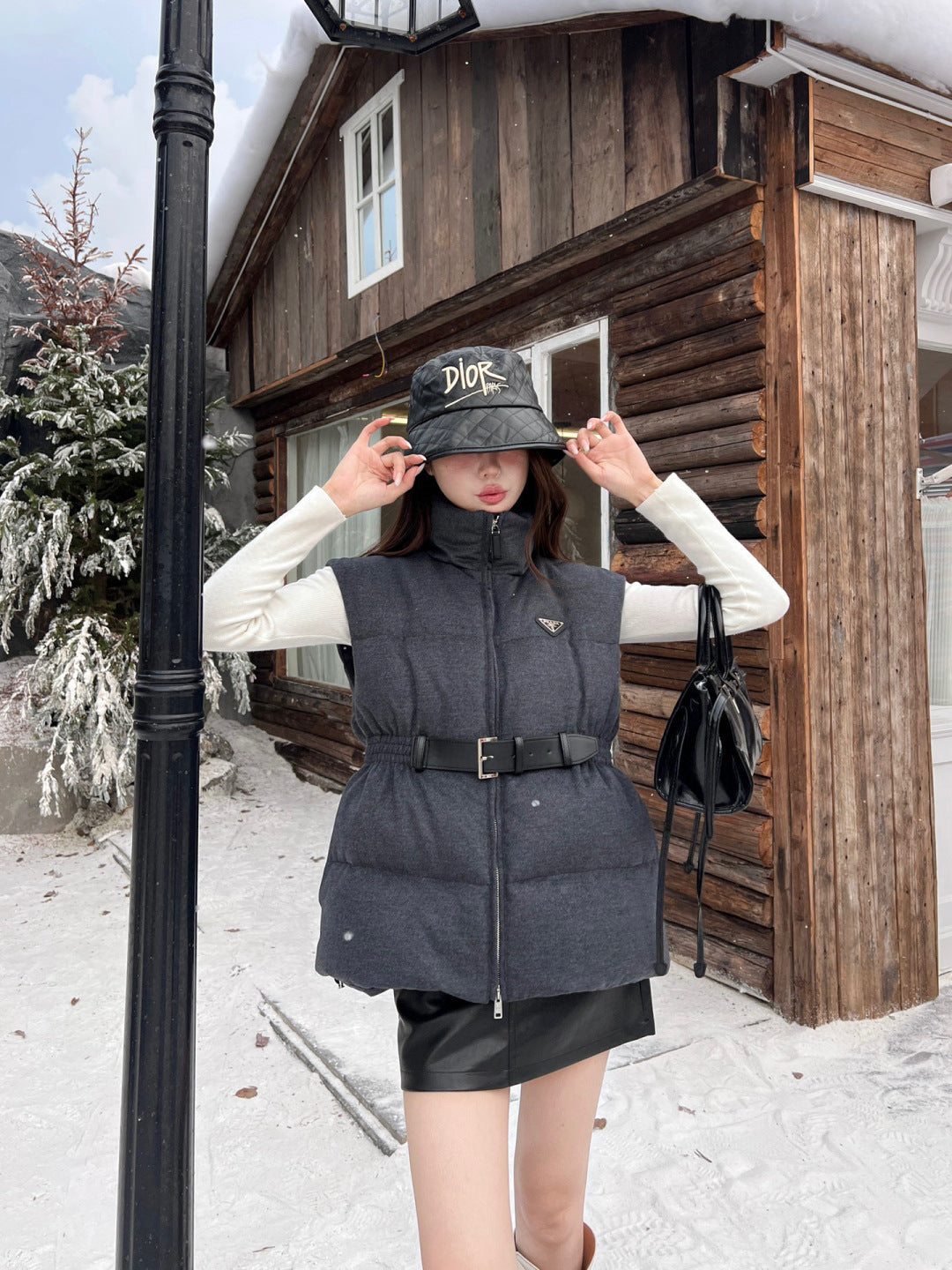 Pra New belt waist vest down jacket