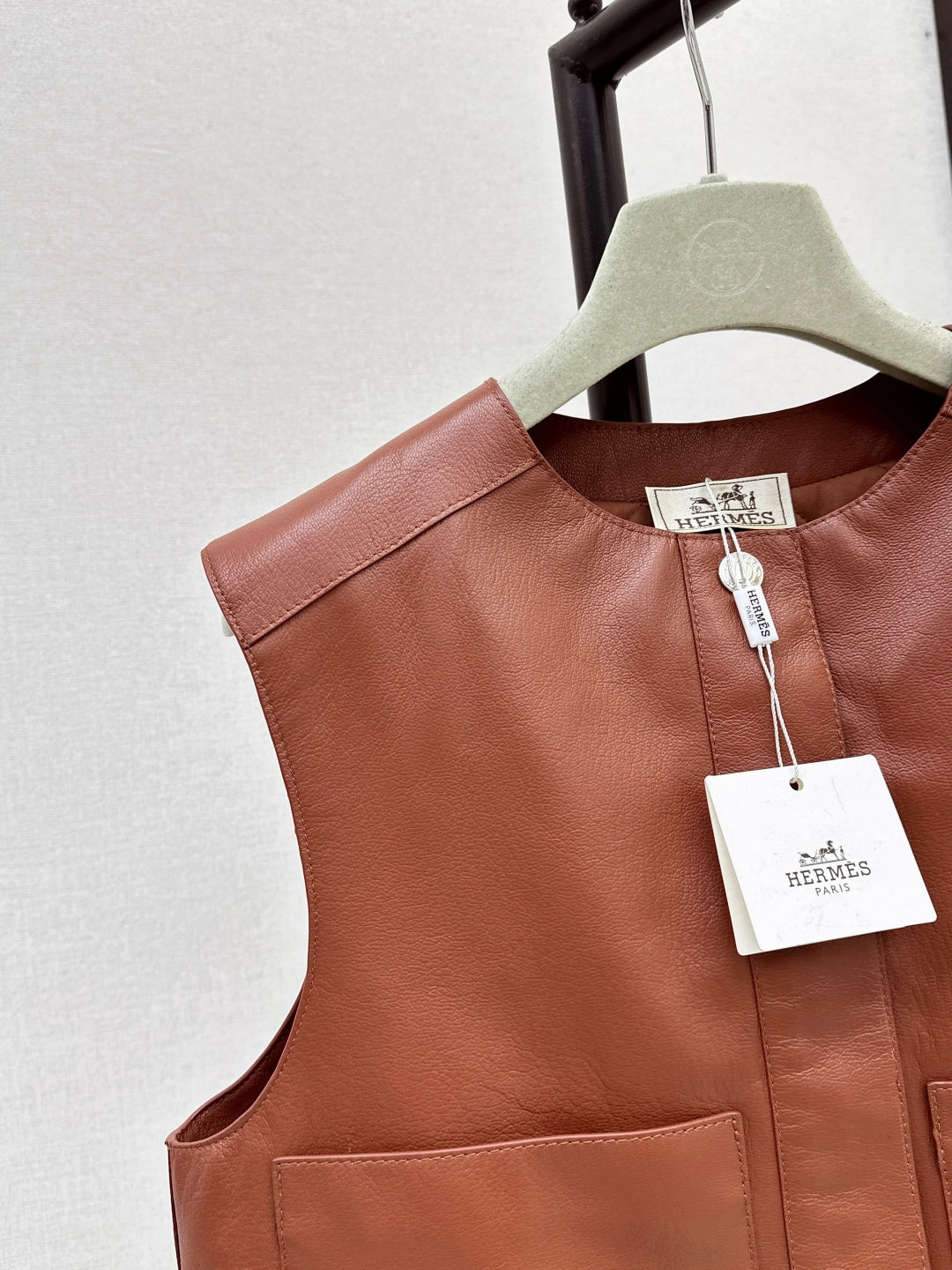 Herm New leather vest jacket