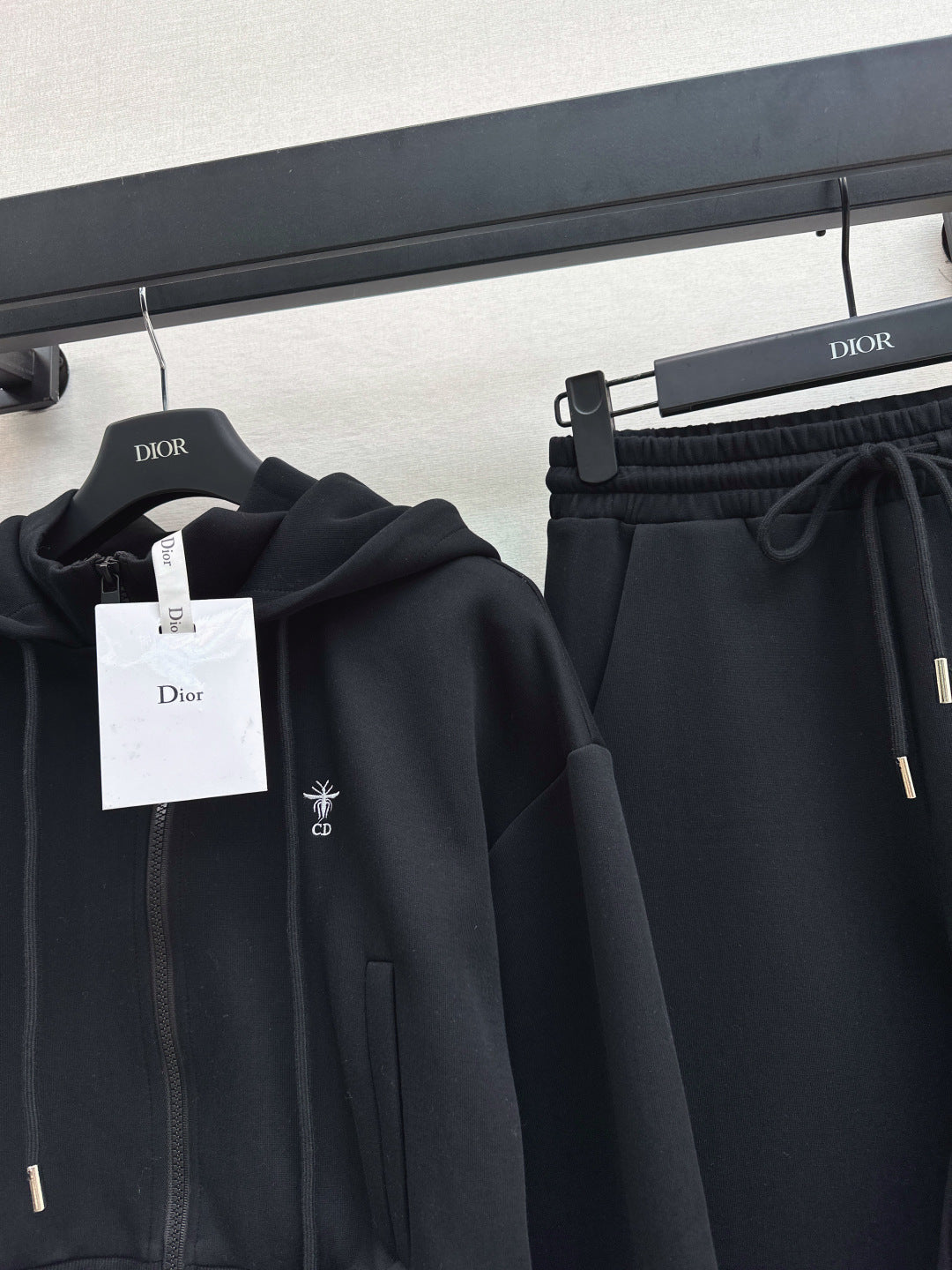 CD New classic logo set