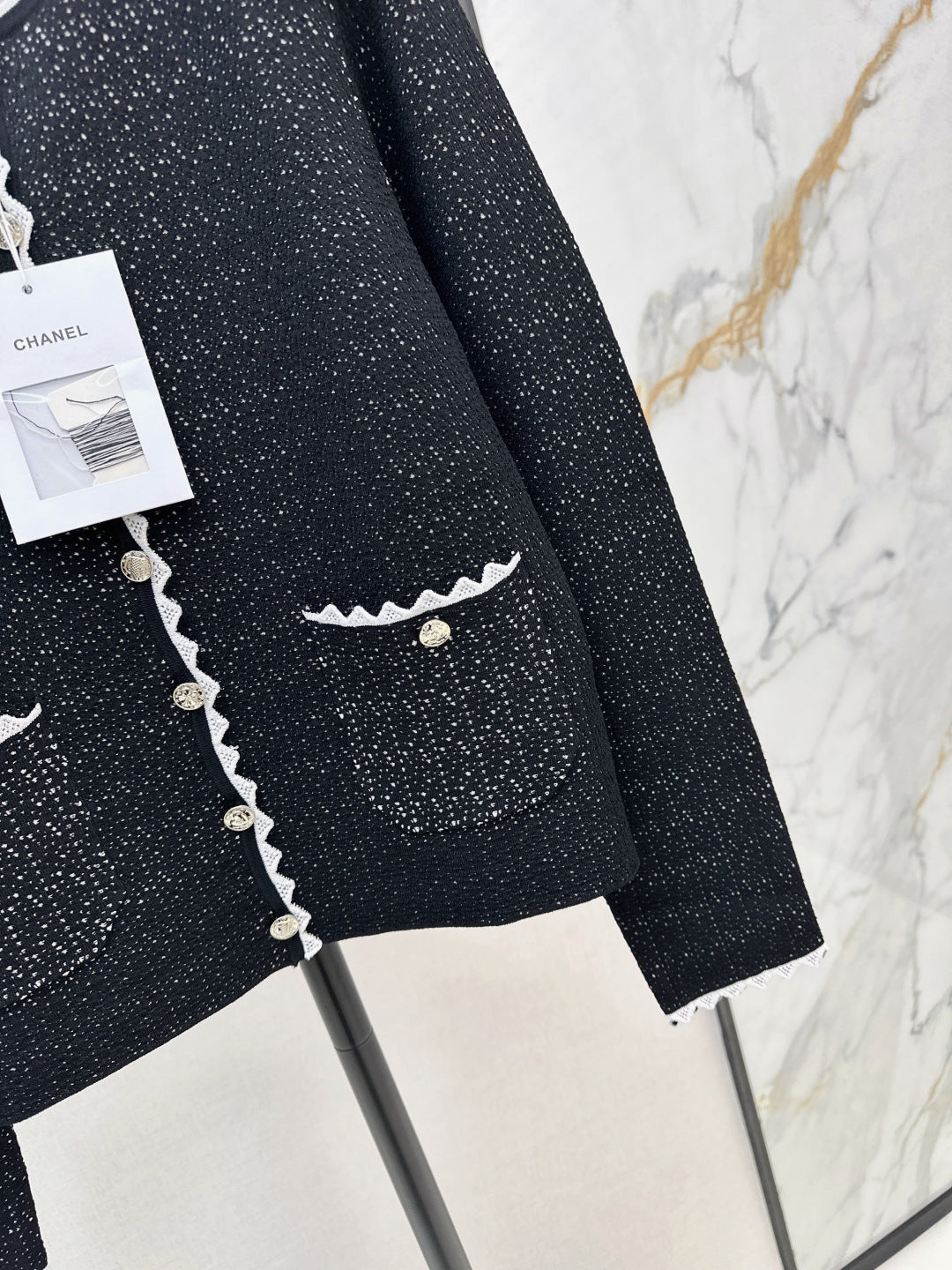 Chan New knitted cardigan