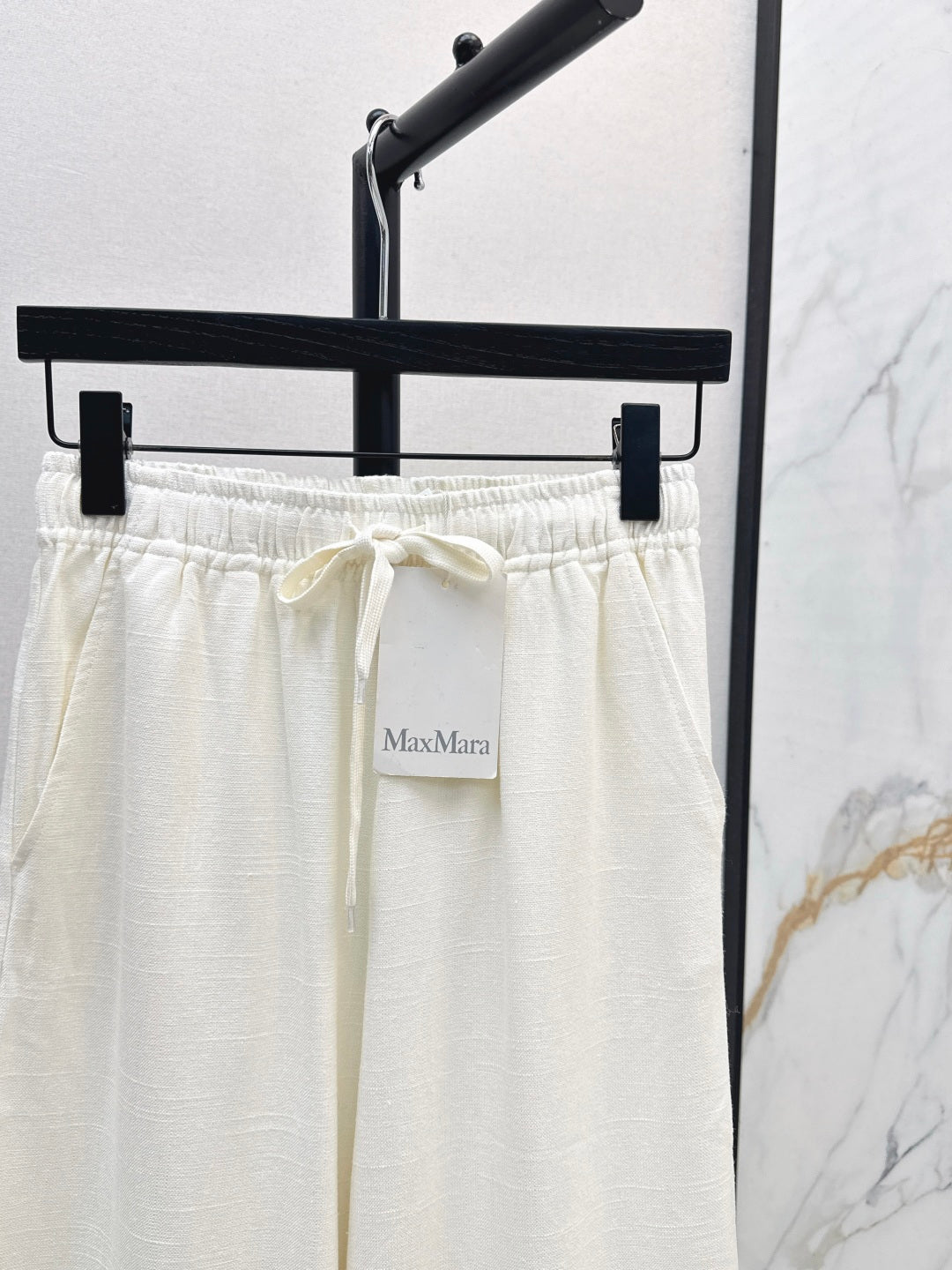 Max New embroidery suit