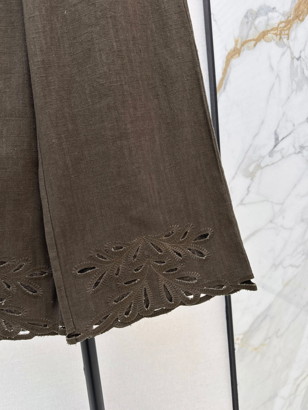 Max New embroidery suit