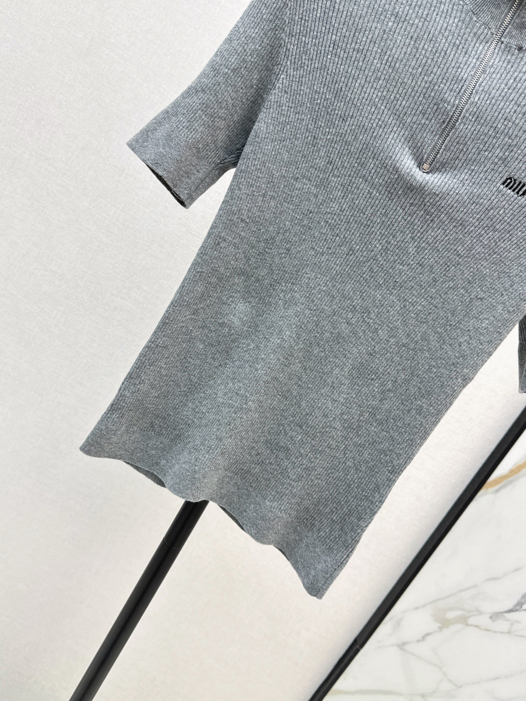 Miu New knitted cropped sweater