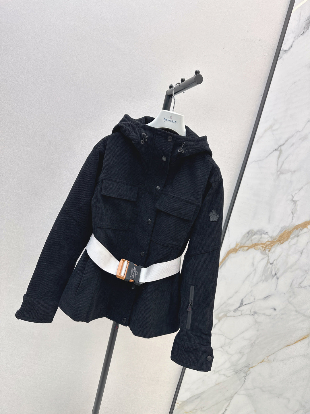 Monc New Belt Jacket