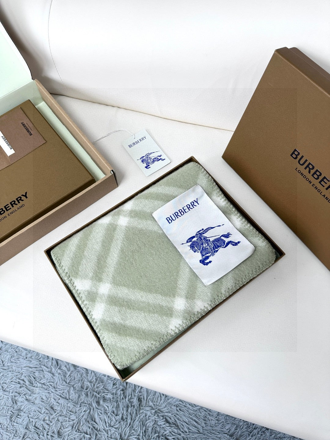 Bur classic wool scarf