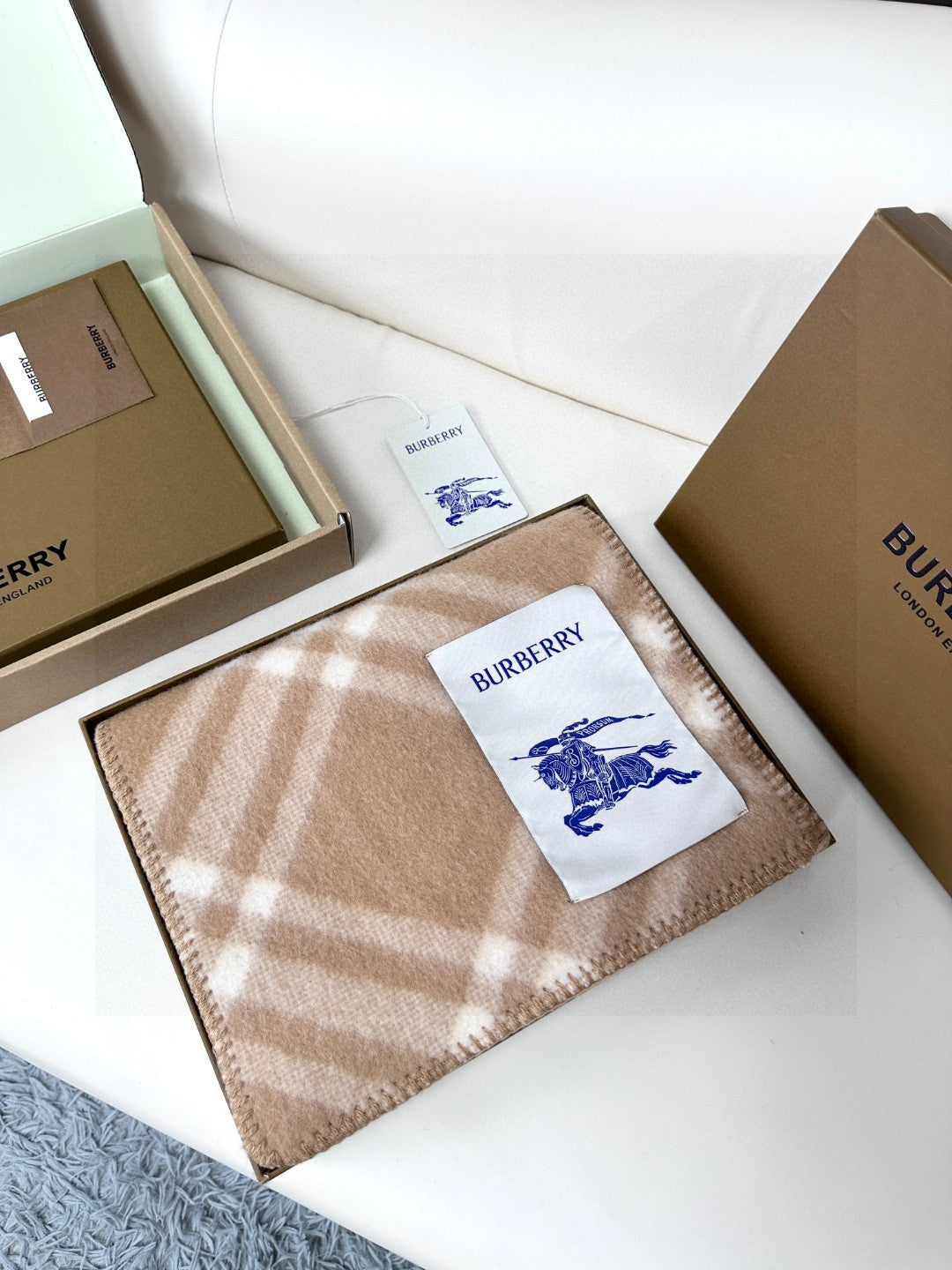 Bur classic wool scarf