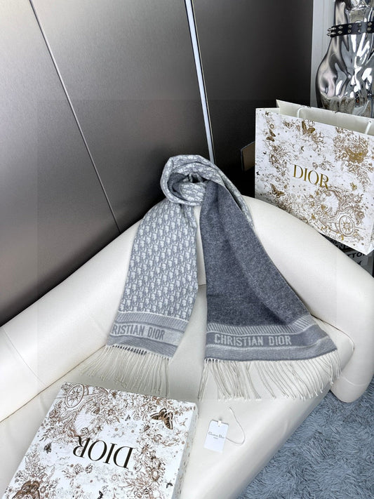 CD Classic printed double-sided cashmere scarf