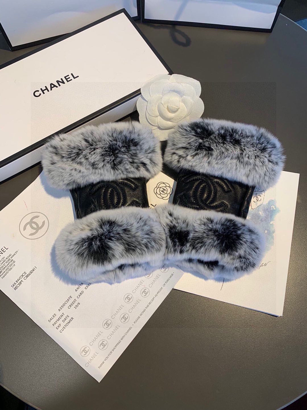 Chan autumn and winter short double lazy rabbit fur gloves