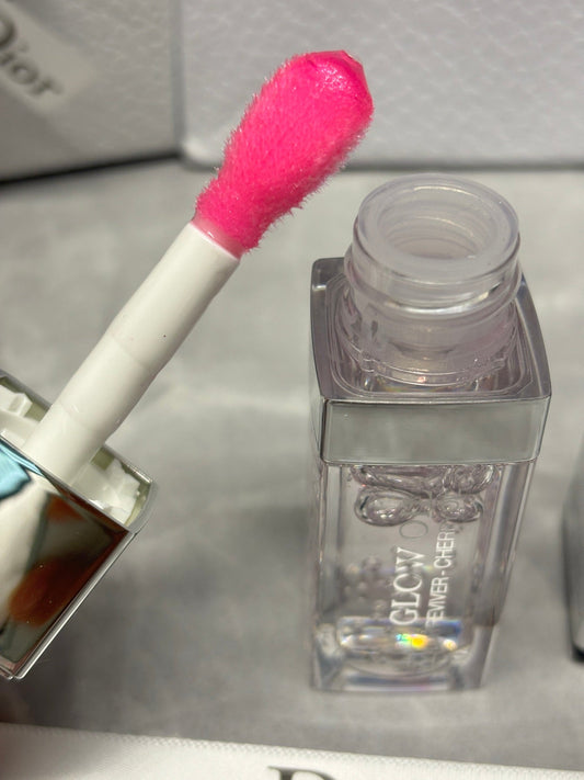 CD 001Allure lip balm